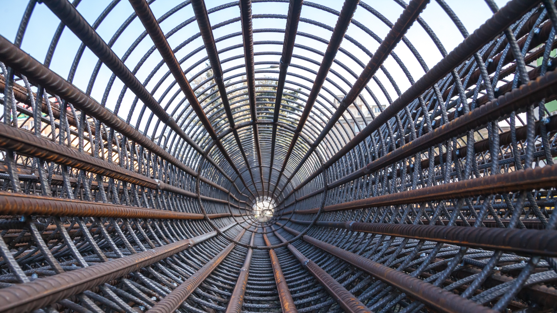 Welded bars in the column