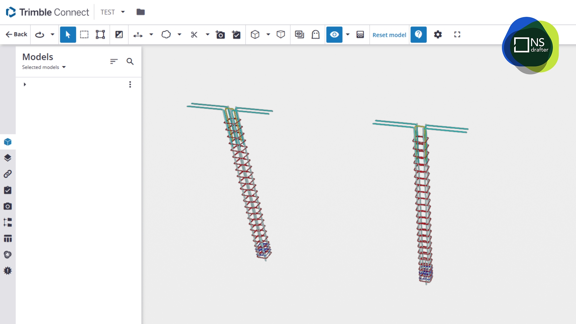 Column model with detailed reinforcement displayed in Trimble Connect